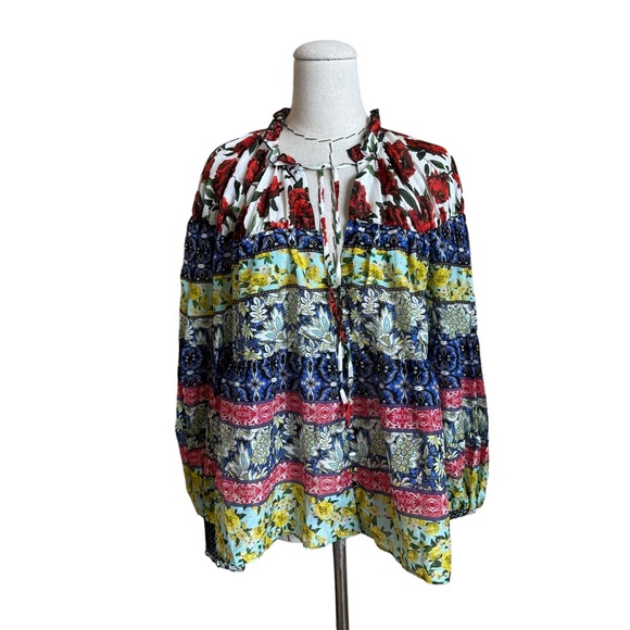 ALICE + OLIVIA Marlyn Floral Tie-Neck Button Down Tiered Blouse size XL - Picture 2 of 13